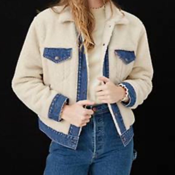 Levi's off white ex boyfriend Sherpa peiced trucker jacket jacket size small - Picture 7 of 14